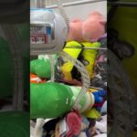クレーンゲーム動画必殺技集58 ～でかい縦長景品は右アームで引っ掛けて雪崩式落としで取る！の件～ #ufoキャッチャー動画 #ゲームセンター #クレーンゲーム #ゲーセン #ufoキャッチャー