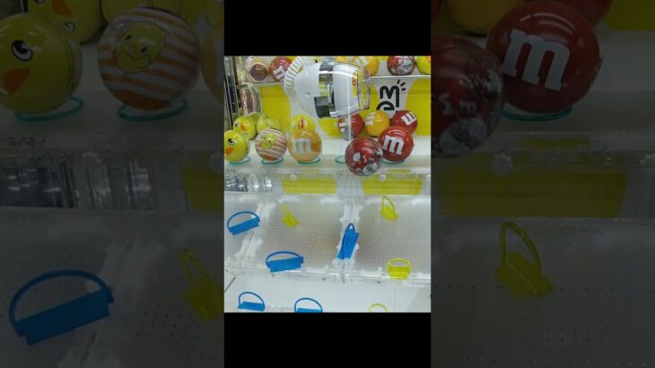 ミートウキョウ新宿店のクレーンゲームで人生逆転勝負！ #shorts