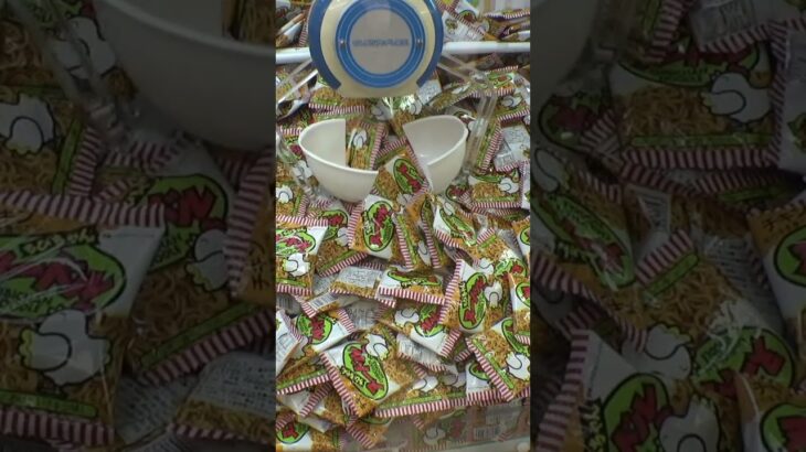 ほぼ無限にお菓子が取れる日本一赤字の台発見したww#クレーンゲーム