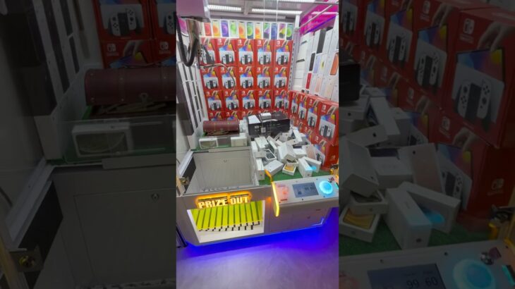 クレーンゲームの景品が豪華すぎてヤバすぎたwww#shorts #クレーンゲーム #ufoキャッチャー #ゲーセン #clawmachine #arcade #funny #tiktok#自宅 #ネタ