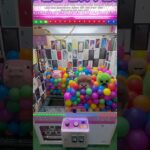 ボールに埋まる景品を狙った結果ww #ネタ #shorts #クレーンゲーム #ufoキャッチャー #ゲーセン #自宅 #clawmachine #arcade #マイクラ #minecraft