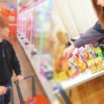 「1万円勝負」店長が好きな景品を大量ゲットできるのはどっち？万代横手店#クレーンゲーム #UFOキャッチャー