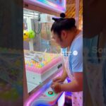 クレーンゲームでシール帳GET😆 #クレーンゲーム #クレーンゲーム攻略 #クレーンゲーム景品 #ufoキャッチャー #ゲーセン #ミニクレーンゲーム #シール帳