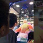 設定で滑ったり止まったりだもんね #ゲーセン #shorts  #フック #夾娃娃機 #ゲームセンター #uFoキャッチャー #日本夾娃娃＃夾娃娃＃ゲーセン＃倉庫系 #クレーンゲーム