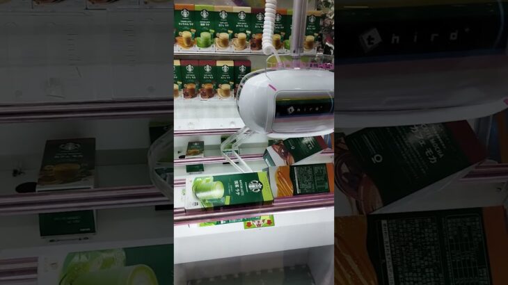 思ってたんとちがう😂💦 #クレーンゲーム #クレーンゲーム攻略 #ゲームセンター #クレーンゲーム景品 #ufoキャッチャー #ミニクレーンゲーム #ゲーセン